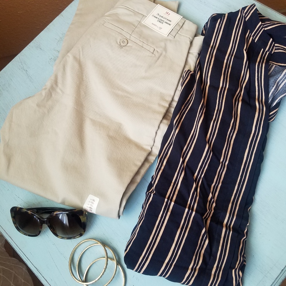 Banana Republic factory sleeveless top